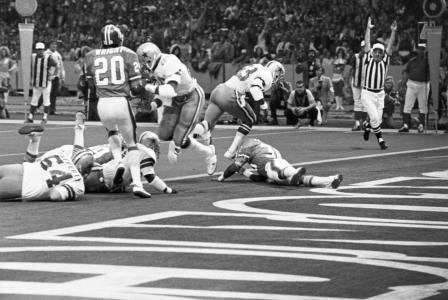 Dallas Cowboys vs. Denver Broncos at Super Bowl XII in New Orleans, Cowboys running back Tony Dorsett scores touchdown