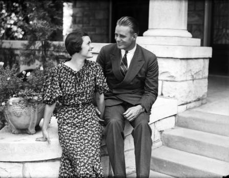 Ruth Googins Roosevelt and Elliott Roosevelt on front steps of the Googins home