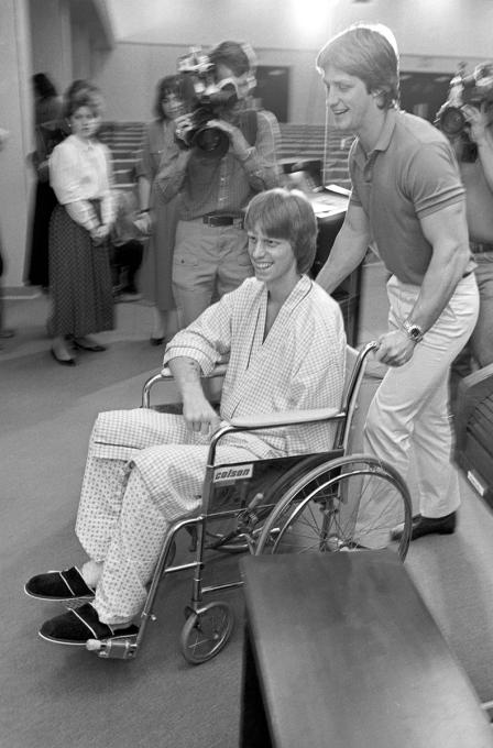Mike Von Erich admitted to Baylor University Medical Center, press conference with Von Erich family