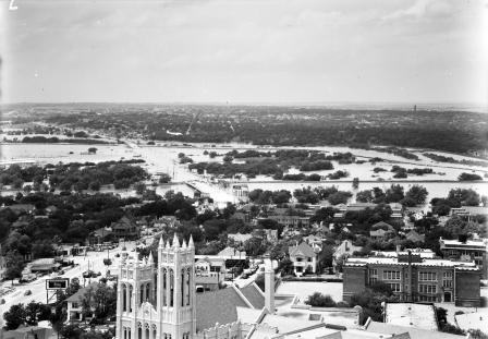 Panorama Fort Worth flood scene